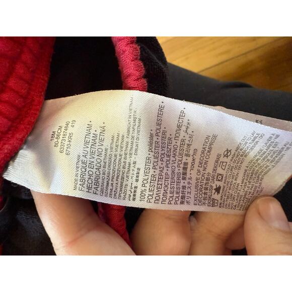 Air Jordan infant velour black and red jogger pants - Picture 3 of 4